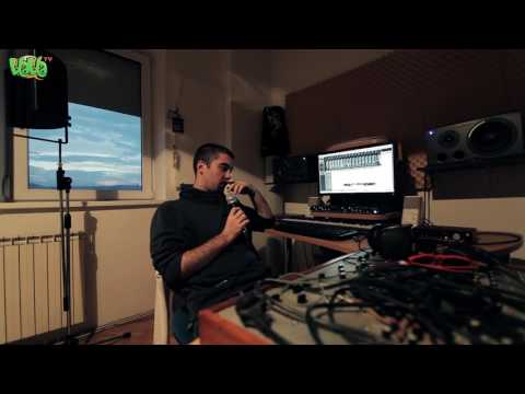 16 resetki so Traker [se01ep05]