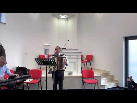 9 aprilie 2021 Romeo Stan -Nu mai ai timp ca să privești o floare