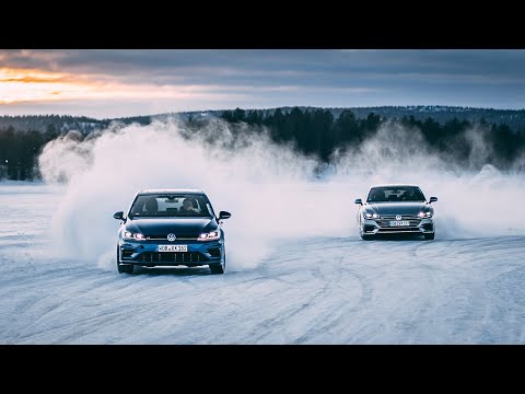 Eis Driften im VW Golf R | Rennfahrer vs. YouTuber | Teil 2