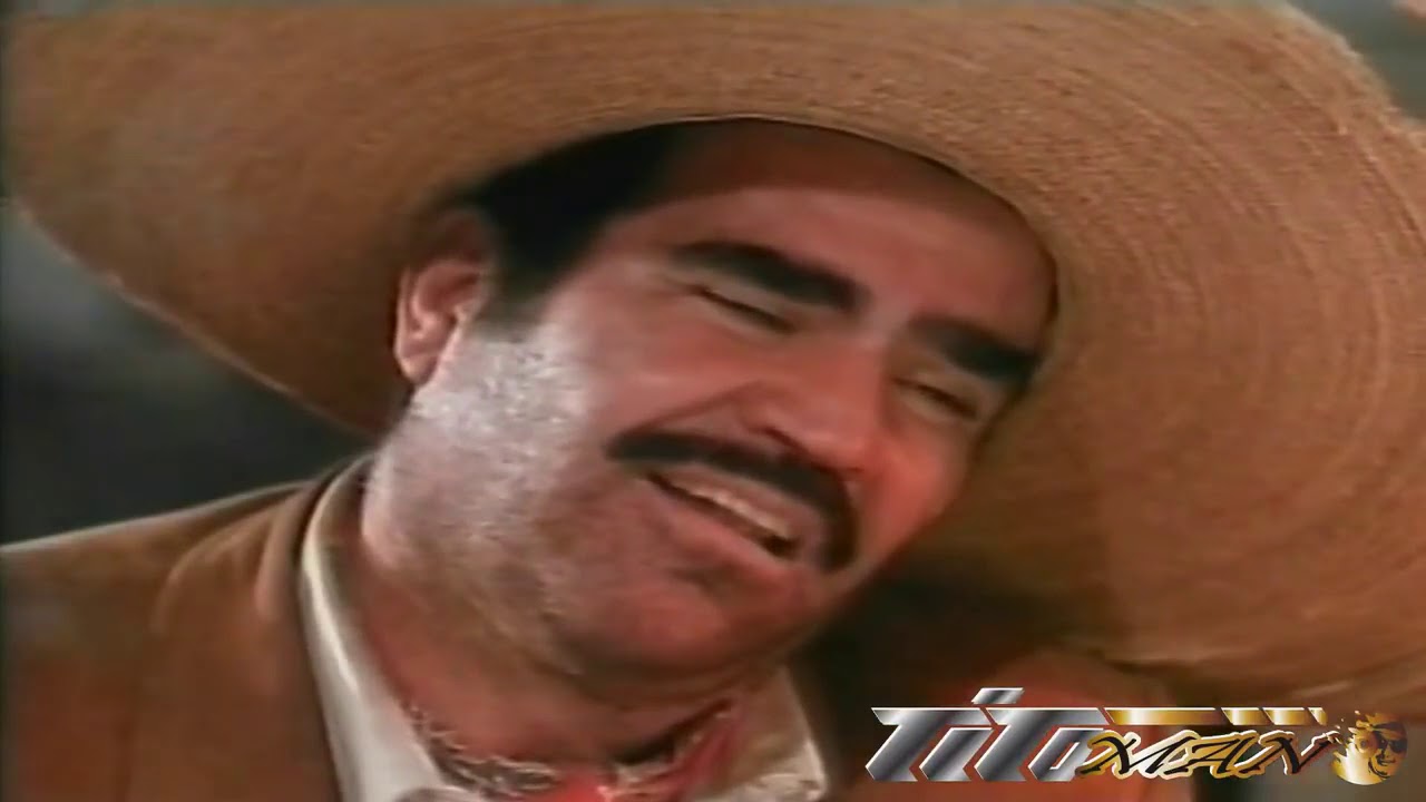 Watch video Que De Raro Tiene Oficial Vicente Fernández Now Que De Raro Tiene Oficial Vicente Fernández