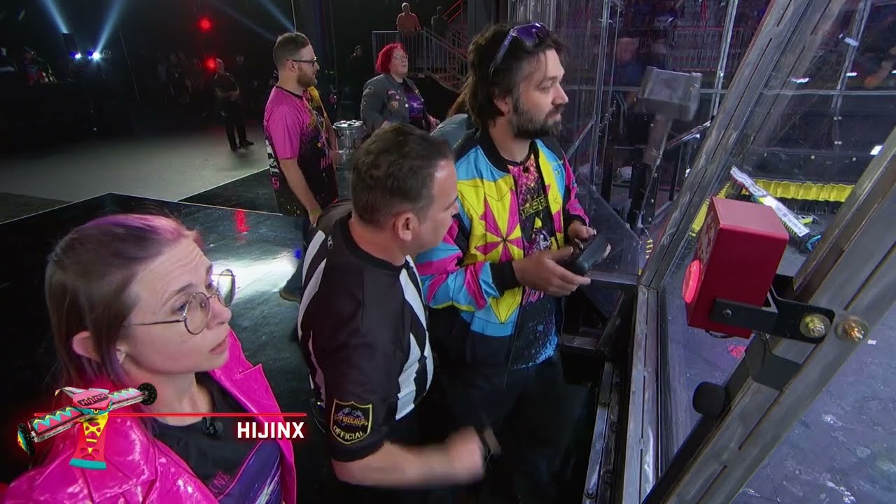 BattleBots Hijinx Vs SwitchBack