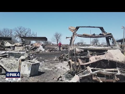 People in Eastland County try to salvage items after homes destroyed by wildfires