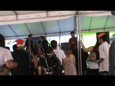 Banda AKAband - BrightDown - nipPOP 2011