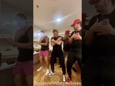 MATHEUS FERNANDES ENSINANDO A COREOGRAFIA PRO WHINDERSSON