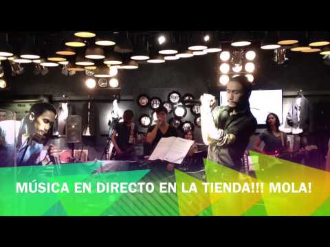 Back To Bangkok! Happy Valentines From Siam! Living International 2013