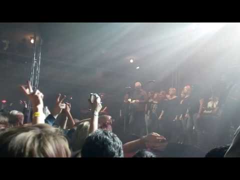 David Koller zazpíval na počest Václava Havla novou píseň