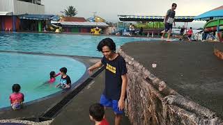 preview picture of video 'kolam renang tirta endah'