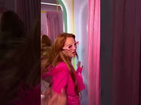 Buscando looks pa el videoclip 🎬🩷