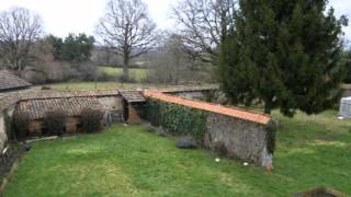 preview picture of video 'Confolens Maison Surface habitable 260 - Chambres à coucher'