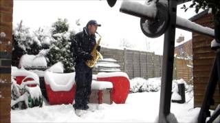 preview picture of video 'Walking in the Air on Alto Eb Saxophone - Snow Special'