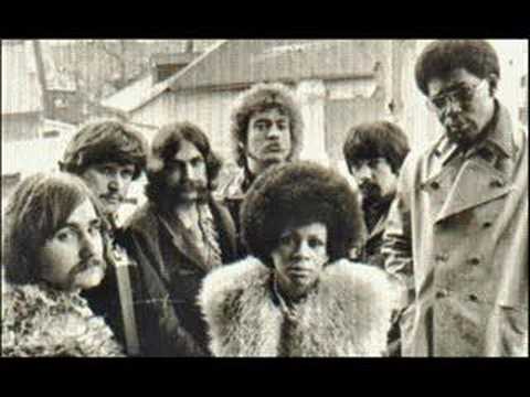 Video thumbnail for I’m in Love Again