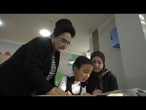 Lehrerfortbildungen und barrierefreie Einrichtungen: Wie Usbekistan die inklusive Bildung fördert