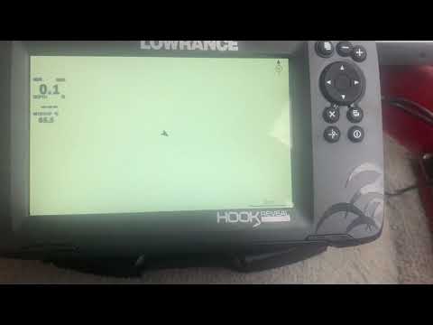 Lowrance Hook Reveal 7x TS Tripleshot Transducer On Trolling Motor Setup