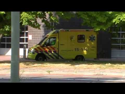 Ambulance 15-114 met spoed onderweg naar Zoetermeer