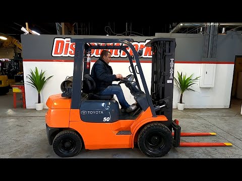 TOYOTA 7-series 7FGU25 5,000lb LP (Propane) #0267 - Forklift for Sale