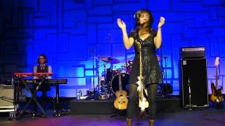 Serena Ryder   It Doesn&#39;t Matter Anymore by Buddy Holly   LiveCity Downtown 3 20 2010
