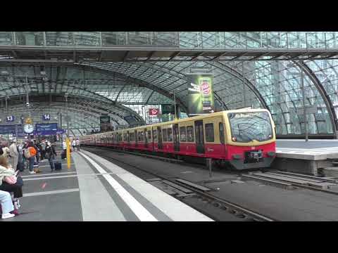 Deutsche Bahn AG - S-Bahn Berlin - Ausfahrten von der Baureihe 481 am Berliner Hbf
