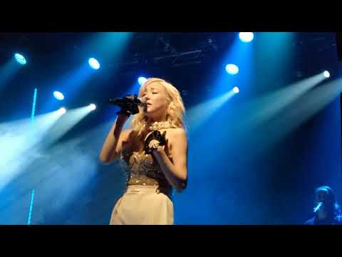 190303 Tiffany Young - "Not Barbie + Gone" - Lips On Lips Toronto