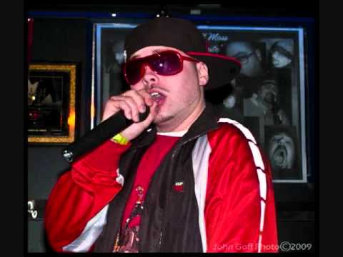 White Mic - Gutta Shit (feat. D-Why and Burna)