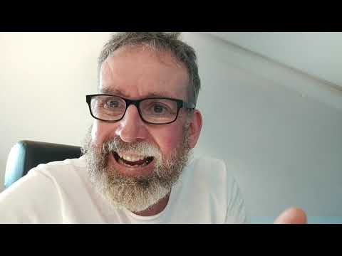 Simon Zebo is just too damn good looking for Cork