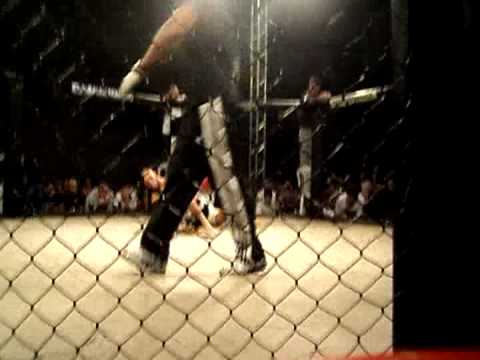 ALEXANDRE PESCOÇO X MARCELO UIRAPURU.MINAS FIGHT