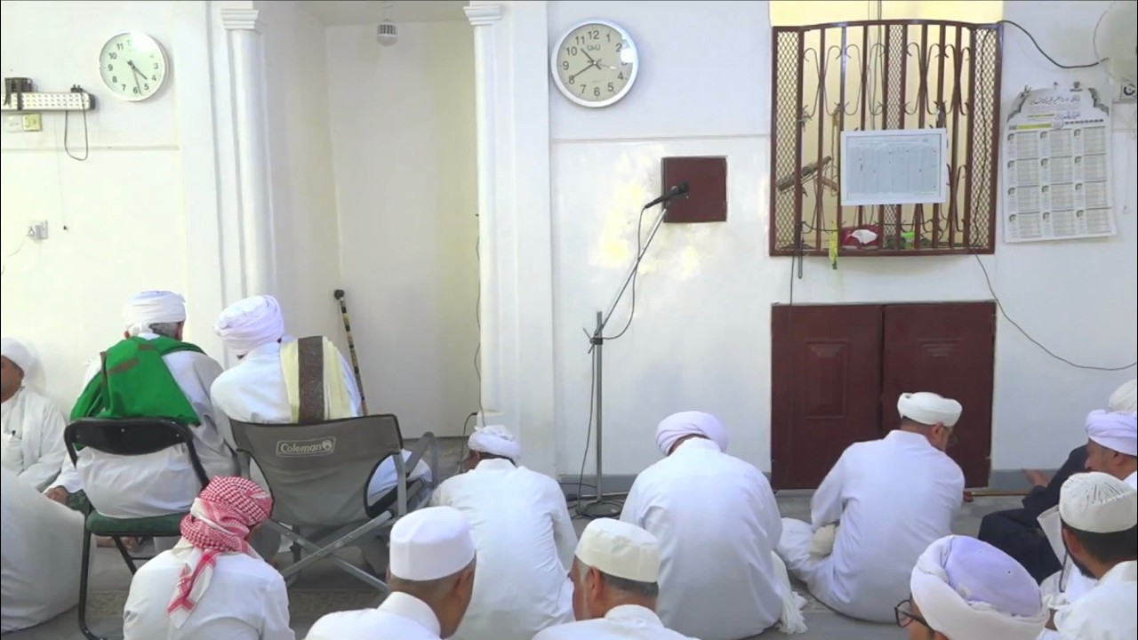 مباشر: جنازة الحبيب حسن بن أحمد ابن الشيخ أبي بكر بن سالم، في عينات - عصر الجمع