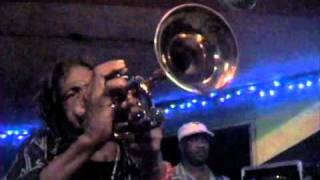 Frank Aird (Trumpet Man): "Take 5", 'Alfred's Ocean Palace', Negril, Jamaica, 2011