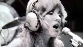 Fleetwood Mac  - Stevie Nicks  - Dreams Take 2 Live