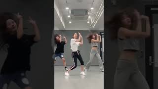 Download lagu YOONA - 'Ddu-Du Ddu-Du' dance challenge ver.3 mp3