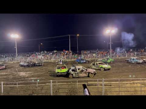 2022 Paola Compact team feature