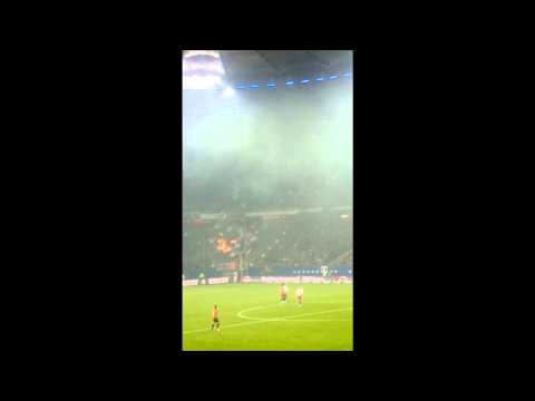 Hamburger SV gg. FC St. Pauli 2011 - Pyrotechnik