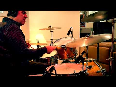 COUNT BASIE / STRAIGHT AHEAD - DRUM COVER