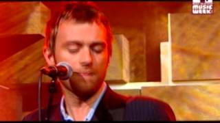 Blur Live at concert supersonic mtv Italy 2003 (think tank album)completo subtitulado en español...