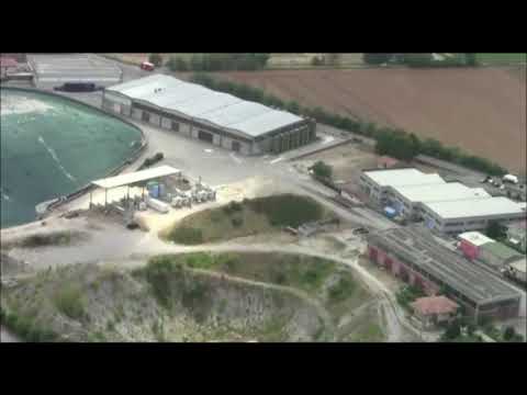 Brescia la terra dei buchi (Il volo 2.0) Mamme Volanti e Comitato Cittadini Calcinato