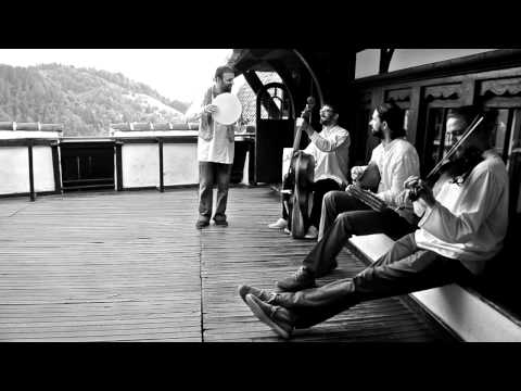 Trei Parale - Hora Șapte Scări (Live)