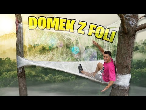 ZBUDOWAŁEM NIESAMOWITY DOMEK Z FOLI NA DRZEWIE!