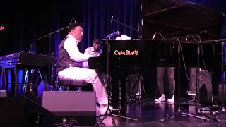 Nujazzy - Bobby Lyle feat. Mark Jaimes at 9. Mallorca Smooth Jazz Festival (2022)