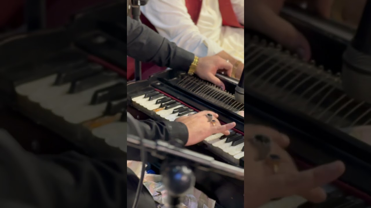 Nice harmonium play Ali Badar maindad
