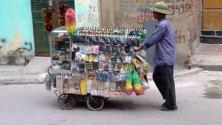 preview picture of video 'Vietnam - Hai Phong the street'