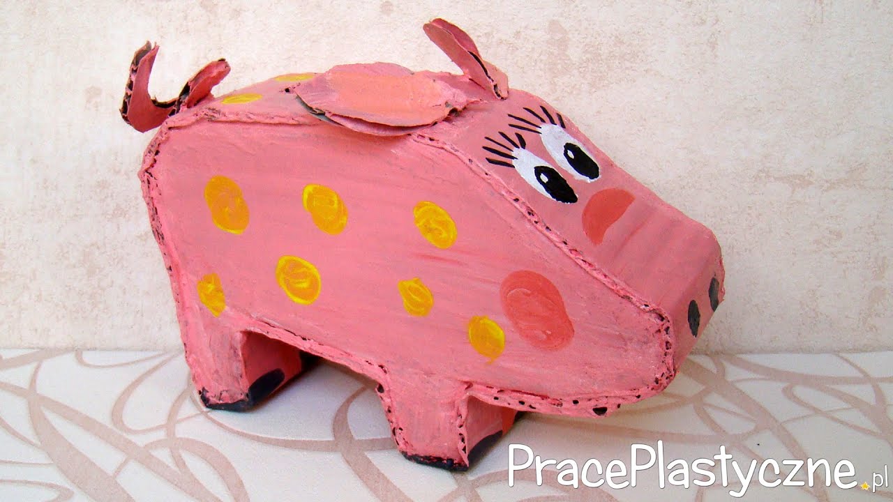 Świnka skarbonka z tektury