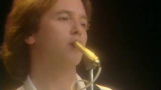 10cc   Run Away - original promo video from 1982