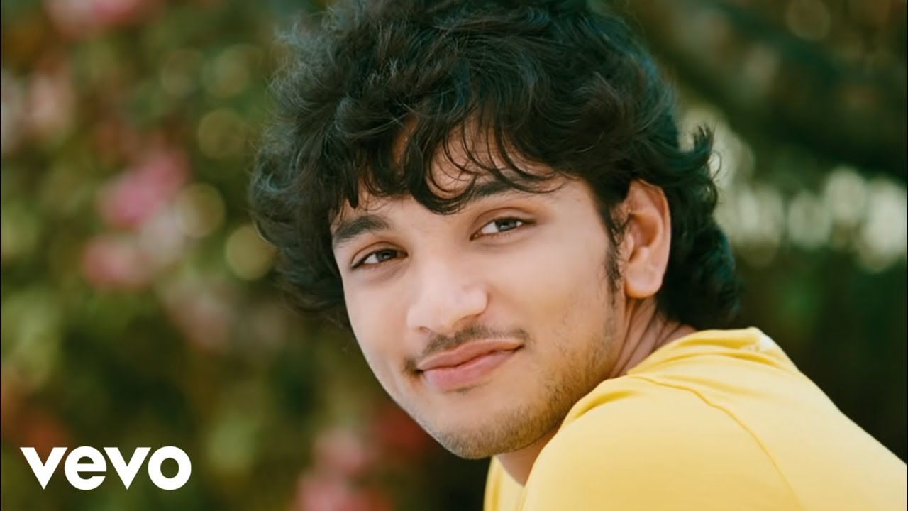 Muttalai Muttalai Song Lyrics | Yennamo Yedho | D. Imman, Maria Roe Vincent