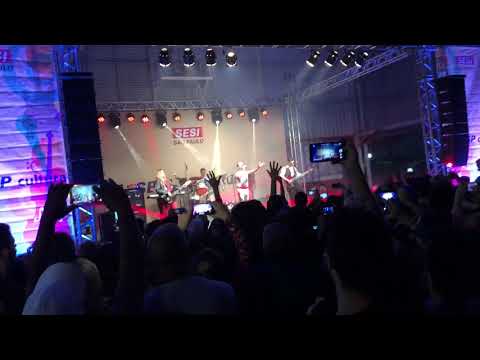 Queen Tribute Brazil - We will rock you / We are the Champions