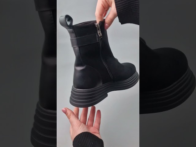 Чоботи жіночі шкіряні байка хутро 592641 Чорний Черевики жіночі хутро 590715 Чорні