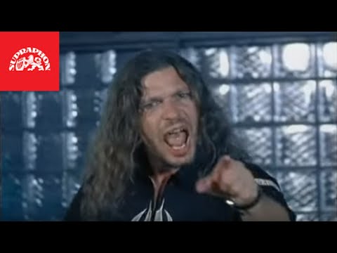 Arakain & Petr Kolář - Prázdnej kout (oficiální video)