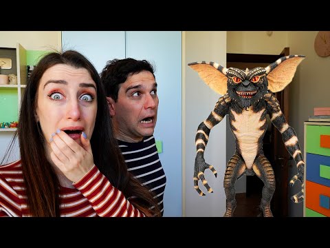 UN ANIMALE PERICOLOSO È ENTRATO IN CASA!!!