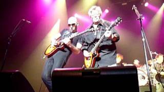 JOE SATRIANI & LESLIE WEST-MINNEAPOLIS'08-1ST ROW-GOING DOWN