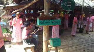 preview picture of video 'Loboc River's Balsa (Raft) Entertainers'