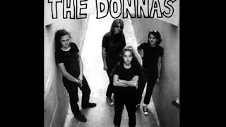 The Donnas - Do You Wanna Go Out With Me bass cover