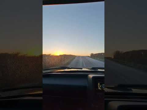 , title : 'Driving Into The Sunrise In Our Volkswagen Golf Mk2 R32'